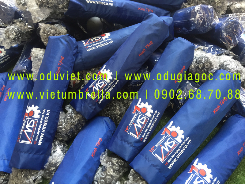 xưởng sản xuất ô dù cầm tay in logo quảng cáo